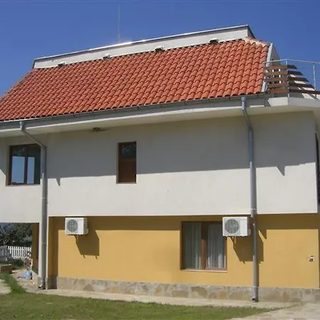 Villa White House/ вила къща *